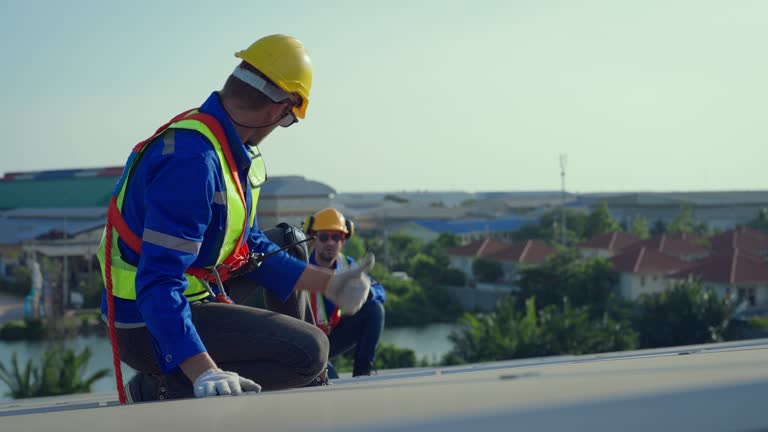 Best Roof Maintenance and Cleaning  in Cascade Valley, WA